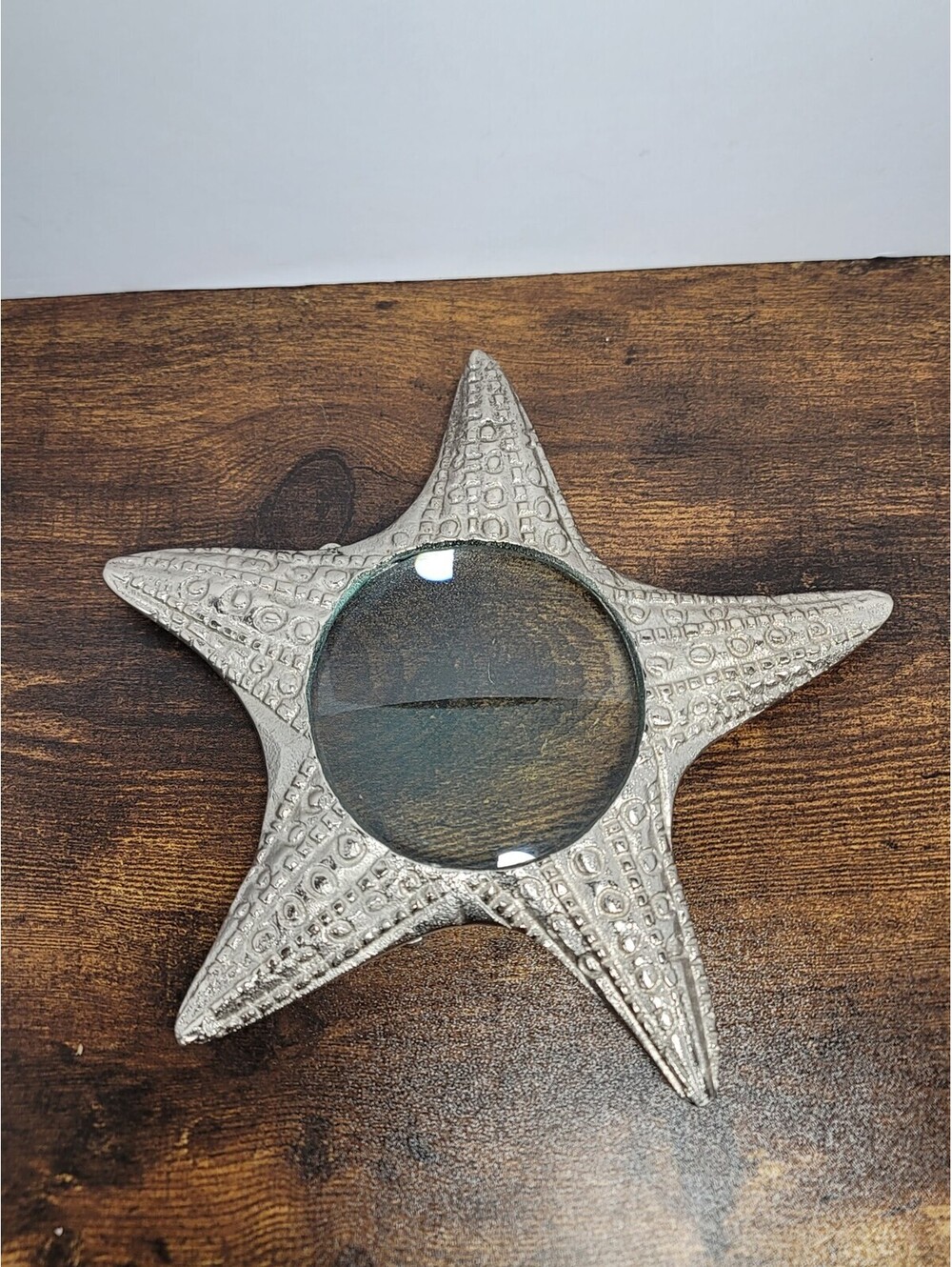 Silver Metal Starfish Shaped Magnifier Tabletop Magnifying Glass